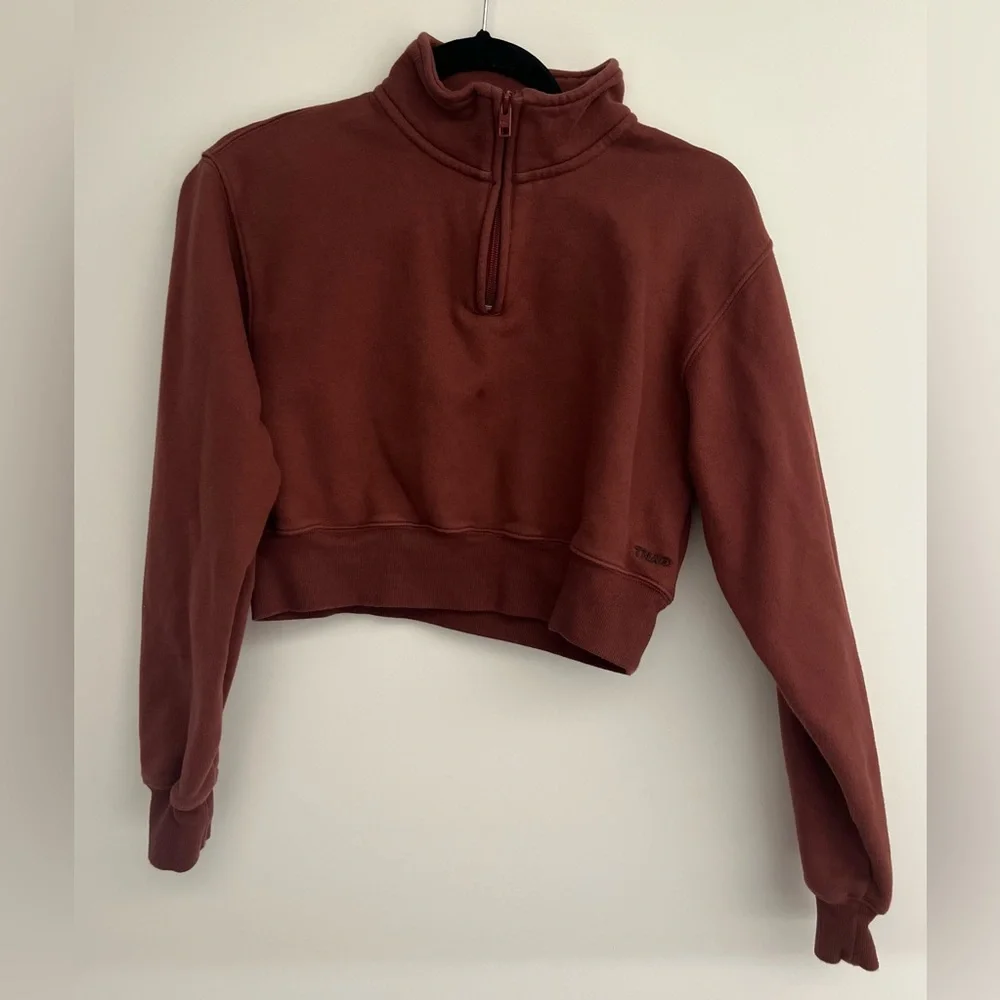 Aritzia Cozy Fleece 1/4 Zip Cropped Sweater - Picture 1 of 2